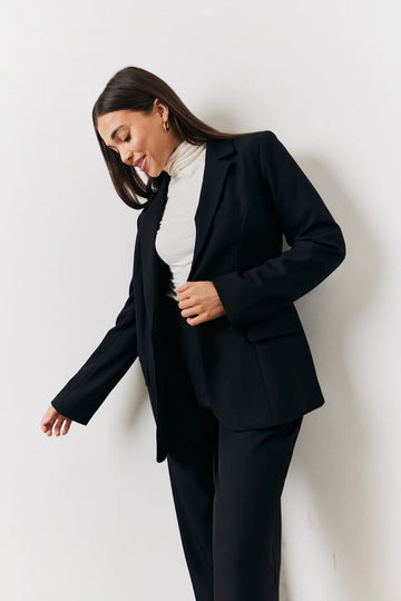 Black Relaxed Pocket Detail Blazer